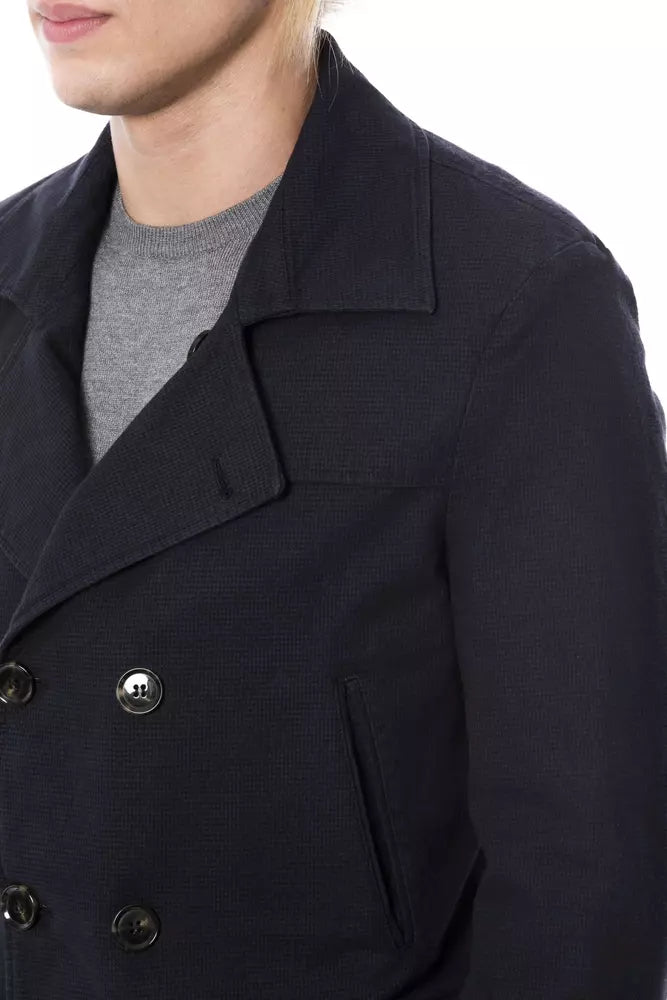 Blazer by Verri for men in cotton blue showcases a polished silhouette, highlighted by a refined and polished for a sophisticated finish.