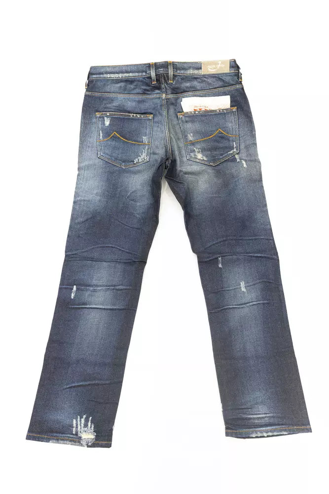 Jeans by Jacob Cohen for women in stretch cotton blue presents a refined pantology silhouette, artfully defined by a refined pantology straight-leg, long, and a sophisticated .