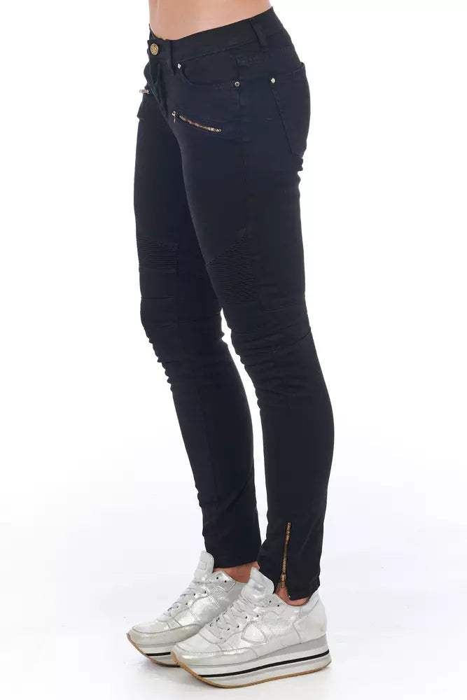 Jeans by Frankie Morello for women in stretch denim cotton black features an refined tailoring silhouette, showcasing a premium skinny with a and long cut for a refined tailoring look.