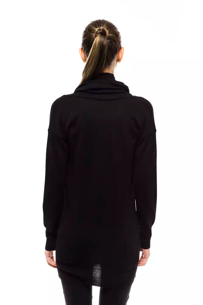 Sweater by Montana Blu for women in wool black features an polished silhouette, showcasing refined and a sophisticated for a truly polished finish.
