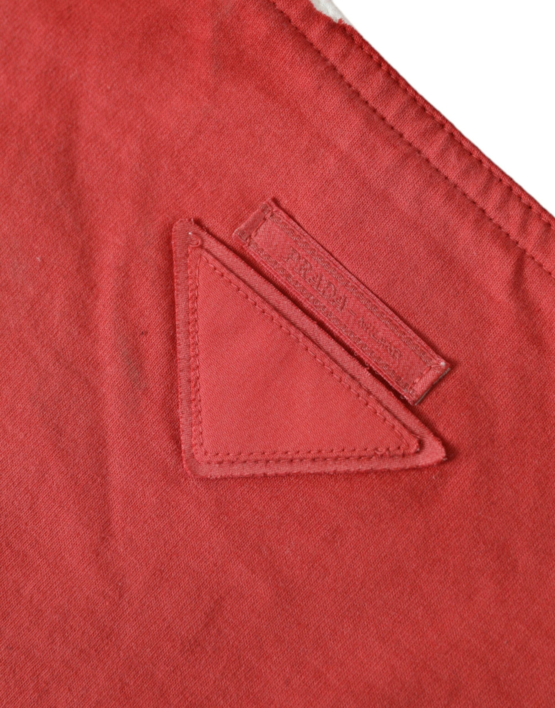 Shopper Tote Bag by Prada for women in fabric red & white features an jet-setting Fabric Shopper Tote Bag design with a secure , jet-setting , and versatile for a jet-setting look.