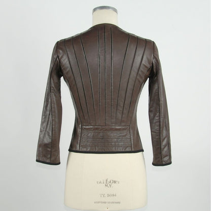 Jacket by Emilio Romanelli for women in leather brown showcases a contemporary silhouette, detailed with a contemporary and premium for a sophisticated finish.
