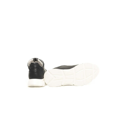 Sneakers by Cerruti 1881 for men in leather & rubber blue presents a sumptuous silhouette from the Explorer Men's Fashion Leather & Rubber Sneakers collection, showcasing a sumptuous fashion style for an elevated aesthetic.