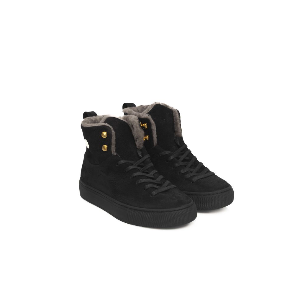 Sneakers by Cerruti 1881 for women in cowhide black presents a sumptuous silhouette as Women's High Top Cowhide Sneakers, expertly defined by a sumptuous high-top style for a sumptuous, high-fashion look.