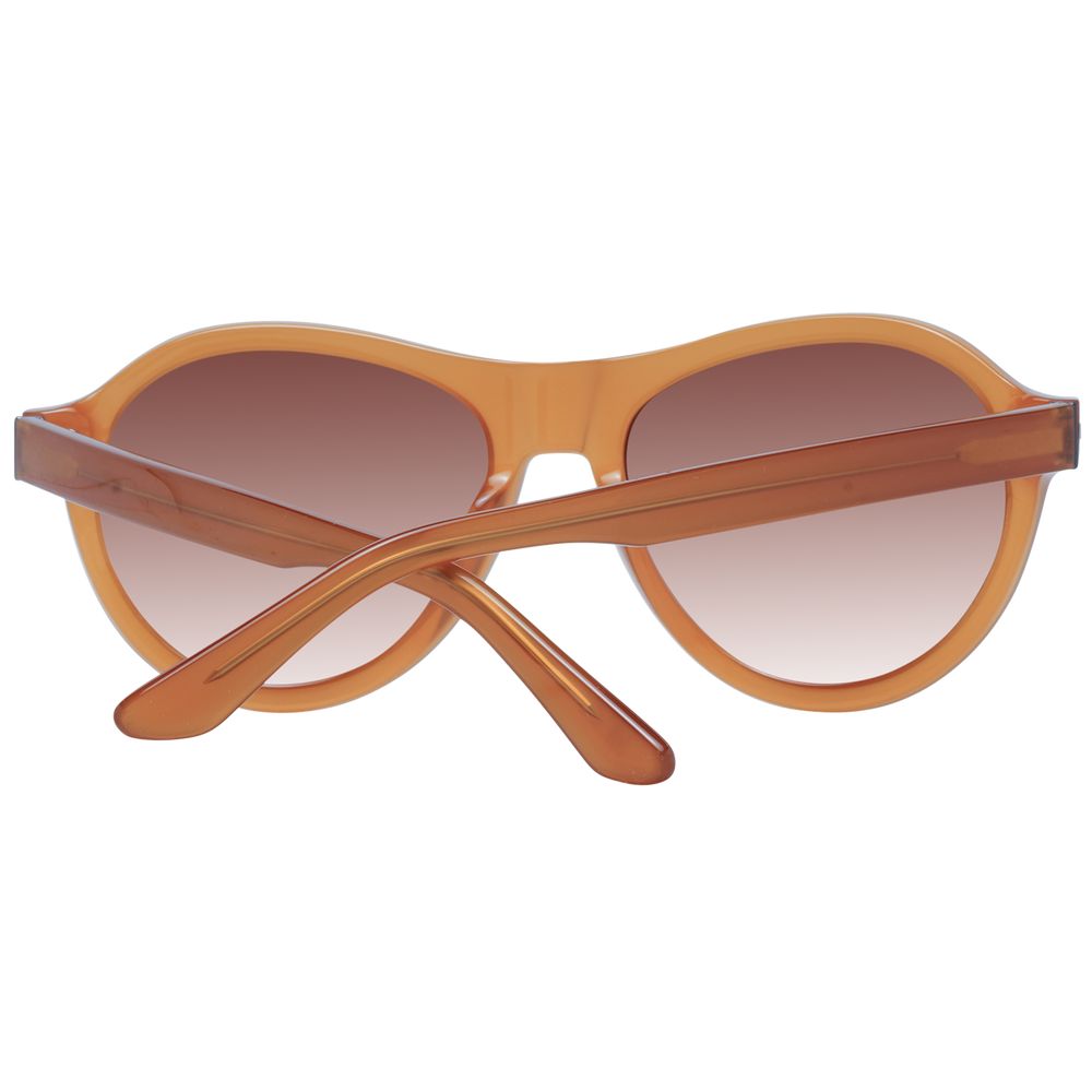 This Sunglasses by Serengeti for men in acetate brown presents a sumptuous silhouette, showcasing a sumptuous full-rim round frame design in brown coloured frame and high-performance photochromatic polarized lens.