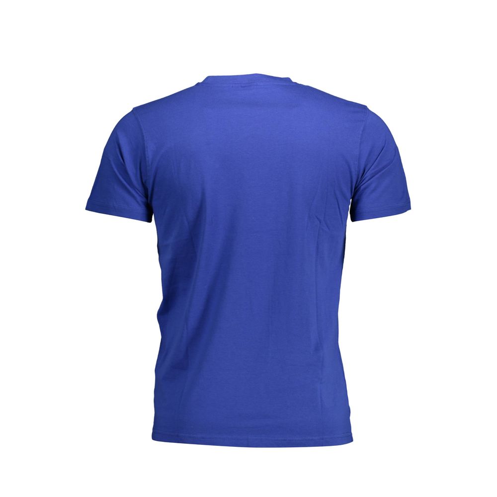 T-Shirt by Sergio Tacchini for men in cotton blue showcases a unassuming silhouette, artfully detailed with a refined and unassuming for a sophisticated, contemporary look.
