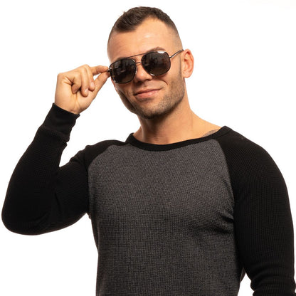 Sunglasses by Guess for men in and gray presents a sumptuous silhouette, featuring gunmetal coloured frame and aviator full-rim frame design with mirrored category-3-dark-tint lens for a sumptuous look.