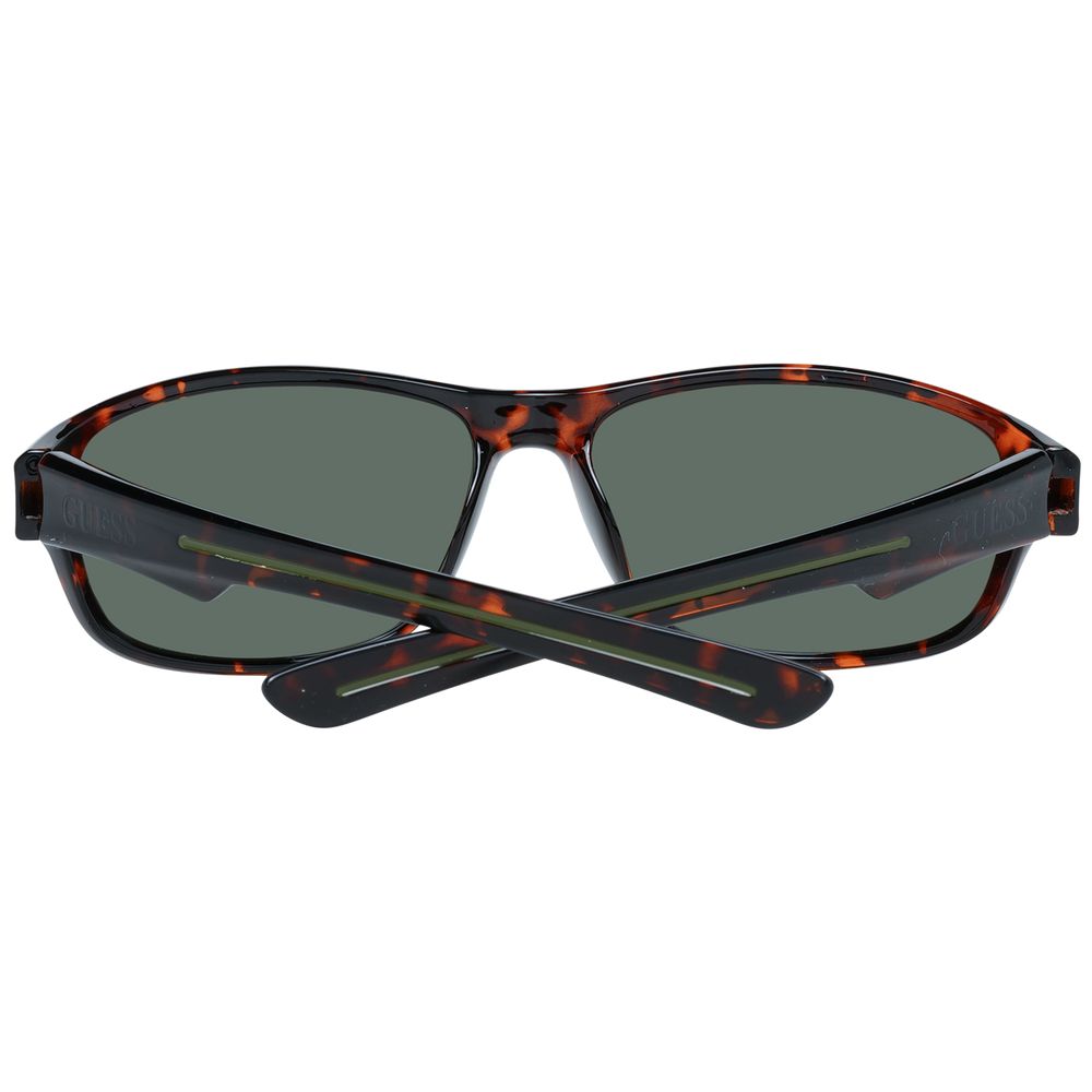 Sunglasses by Guess for unisex in brown features a sumptuous silhouette, showcasing a sumptuous rectangle full-rim frame design in brown coloured frame with high-performance non-polarized category-3-dark-tint lens.