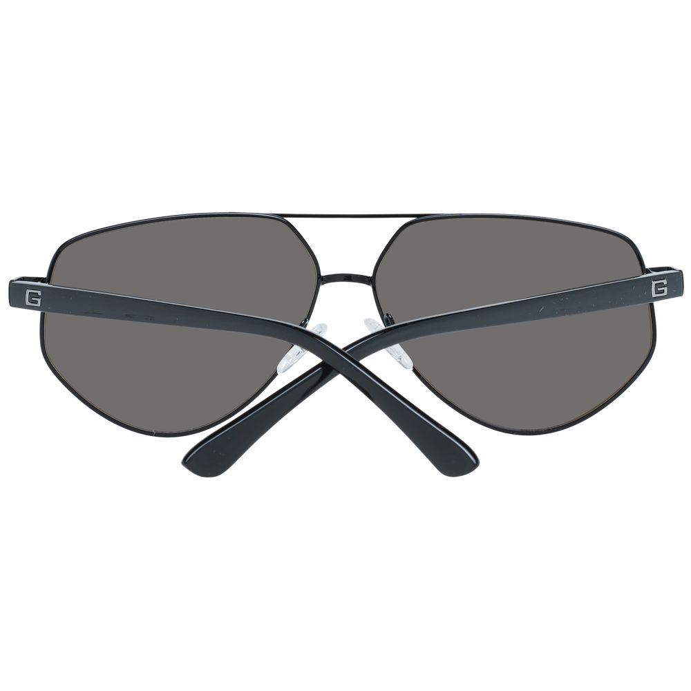 Sunglasses by Guess for women in and black featuring an opulent aviator full-rim frame design with a sophisticated black coloured frame finish and high-performance mirrored category-3-dark-tint lens.