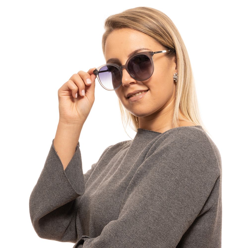 Sunglasses by Bally for women in gray features an lustrous full-rim round frame design with gray coloured frame detailing and gradient category-3-dark-tint lens for a lustrous aesthetic.