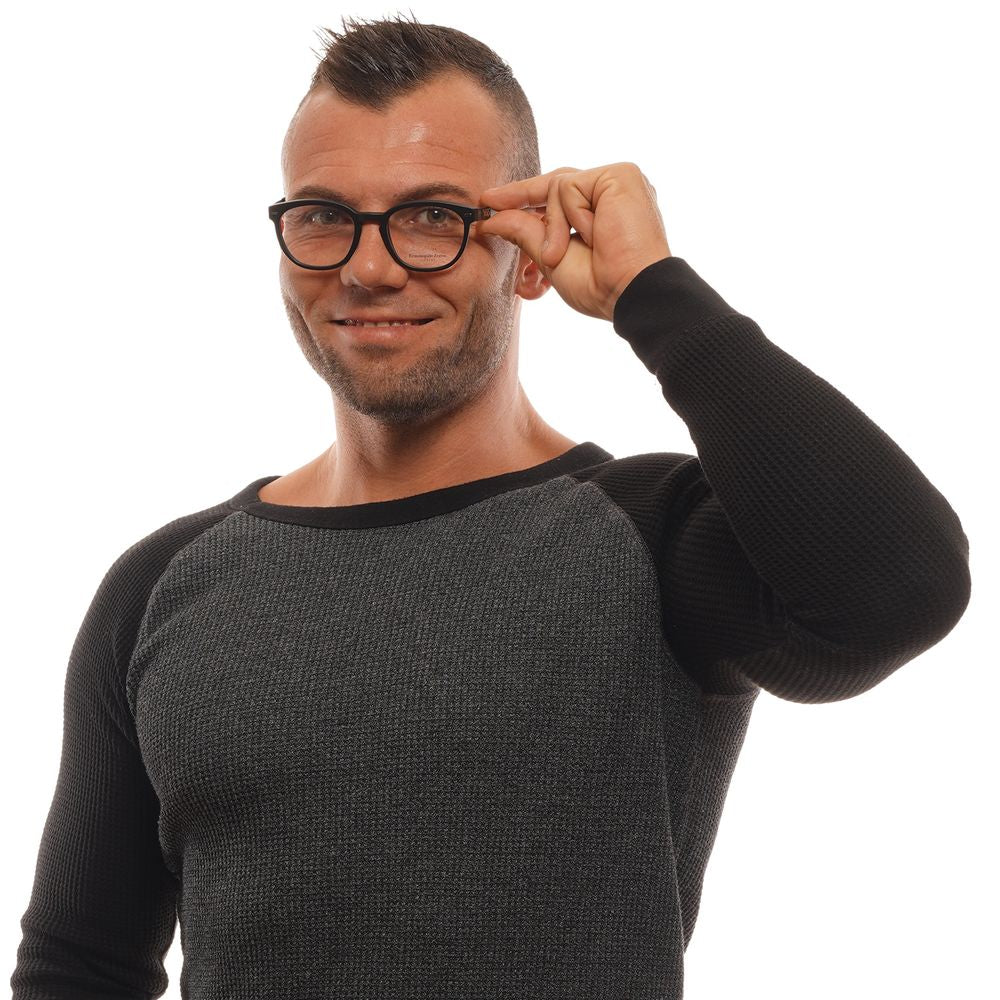 Eyeglasses Frames by Ermenegildo Zegna for men in black features an refined silhouette, showcasing the refined black coloured frame and sophisticated full-frame frame design.