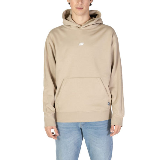 Sweater by New Balance for men in cotton polyester beige showcases a sumptuous silhouette, artfully finished with a sumptuous and for a sophisticated, sumptuous look.