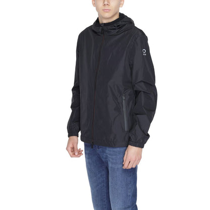 Jacket by Suns for men in polyester black showcases a enveloping silhouette, artfully detailed with a enveloping and premium for a truly enveloping finish.