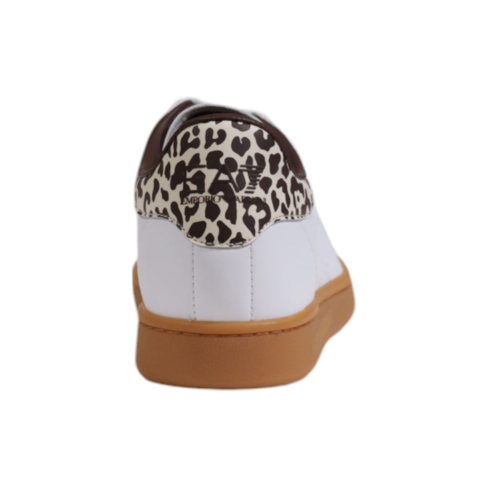Sneakers by EA7 Emporio Armani for women in leather beige presents a sumptuous silhouette as Women's Casual Leather Sneakers, expertly defined by a sumptuous casual style for a sumptuous, high-fashion look.