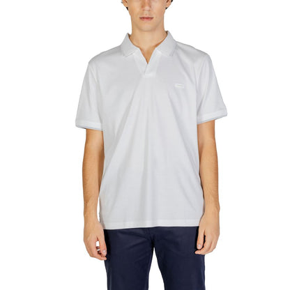 Polo Shirt by Calvin Klein Jeans for men in cotton white showcases a enviable silhouette, featuring a refined and for a enviable finish.