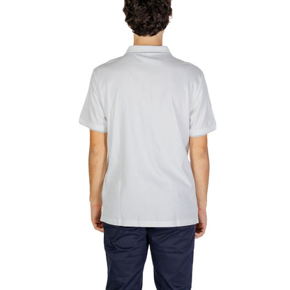 Polo Shirt by Calvin Klein Jeans for men in cotton white presents a sleek silhouette, featuring a refined and for a sleek finish.