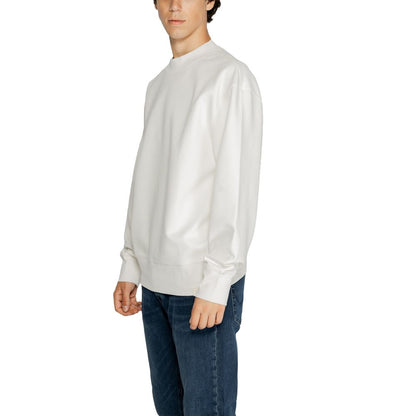 Sweater by Calvin Klein Jeans for men in stretch polyester cotton white showcases a sumptuous silhouette, artfully finished with a sumptuous and for a sophisticated, sumptuous look.