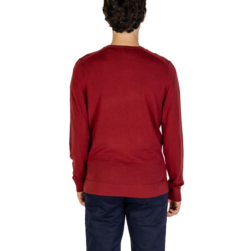 Sweatshirt by Calvin Klein for men in wool bordeaux presents a smart casual silhouette, featuring a smart casual crew neckline and for a sophisticated look.