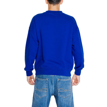 Sweater by Replay for men in cotton blue showcases an masterful silhouette, artfully detailed with a masterful and for a sophisticated, premium finish.
