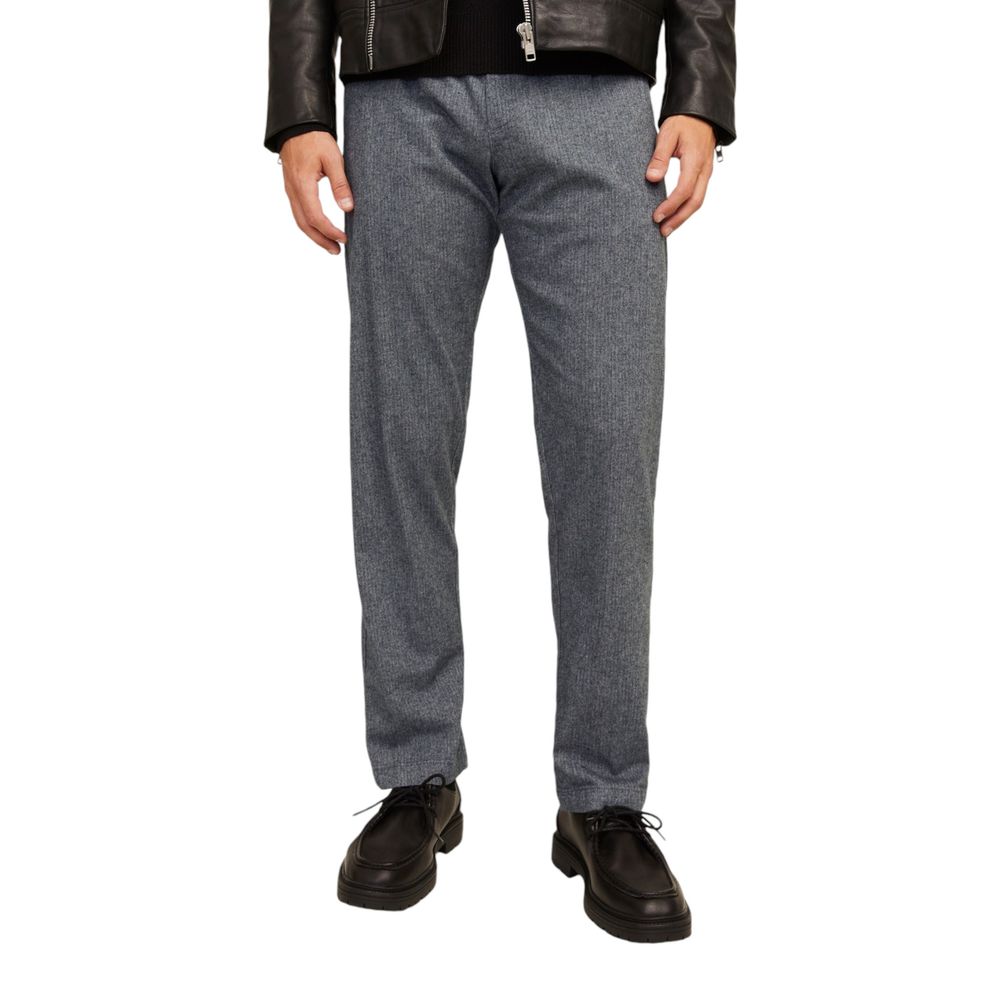 Pants by Jack Jones for men in stretch cotton gray features a utilitarian relaxed-fit with a utilitarian long and mid rise to create a sophisticated, premium look.