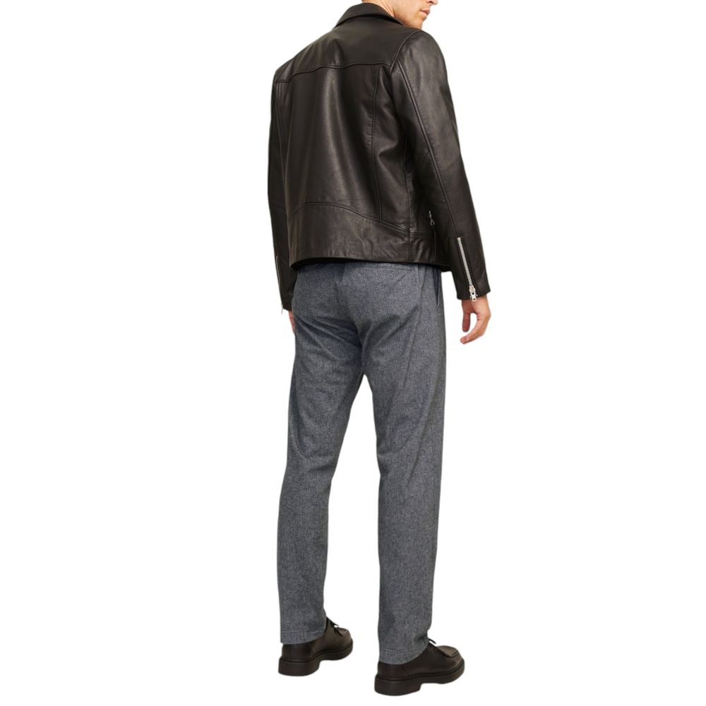 Pants by Jack Jones for men in stretch cotton gray features a enduring silhouette, showcasing a enduring relaxed-fit and long with a mid rise for a premium, tailored aesthetic.