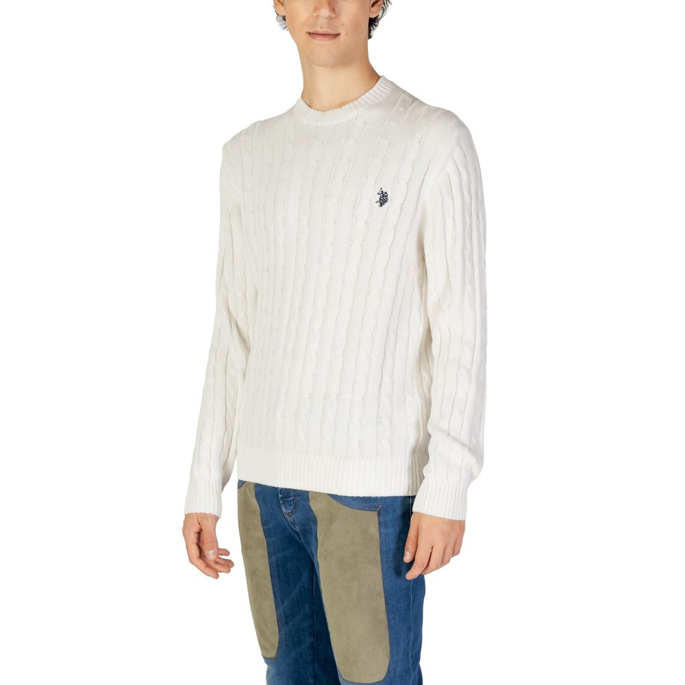 Sweater by U.S. POLO ASSN. for men in cashmere cotton blend white showcases a sumptuous silhouette, artfully finished with a sumptuous and for a sophisticated, sumptuous look.