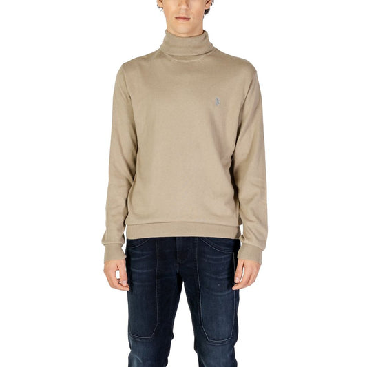 This Sweater by U.S. POLO ASSN. for men in cashmere cotton blend beige presents a understated silhouette, featuring a sophisticated and for a understated finish.
