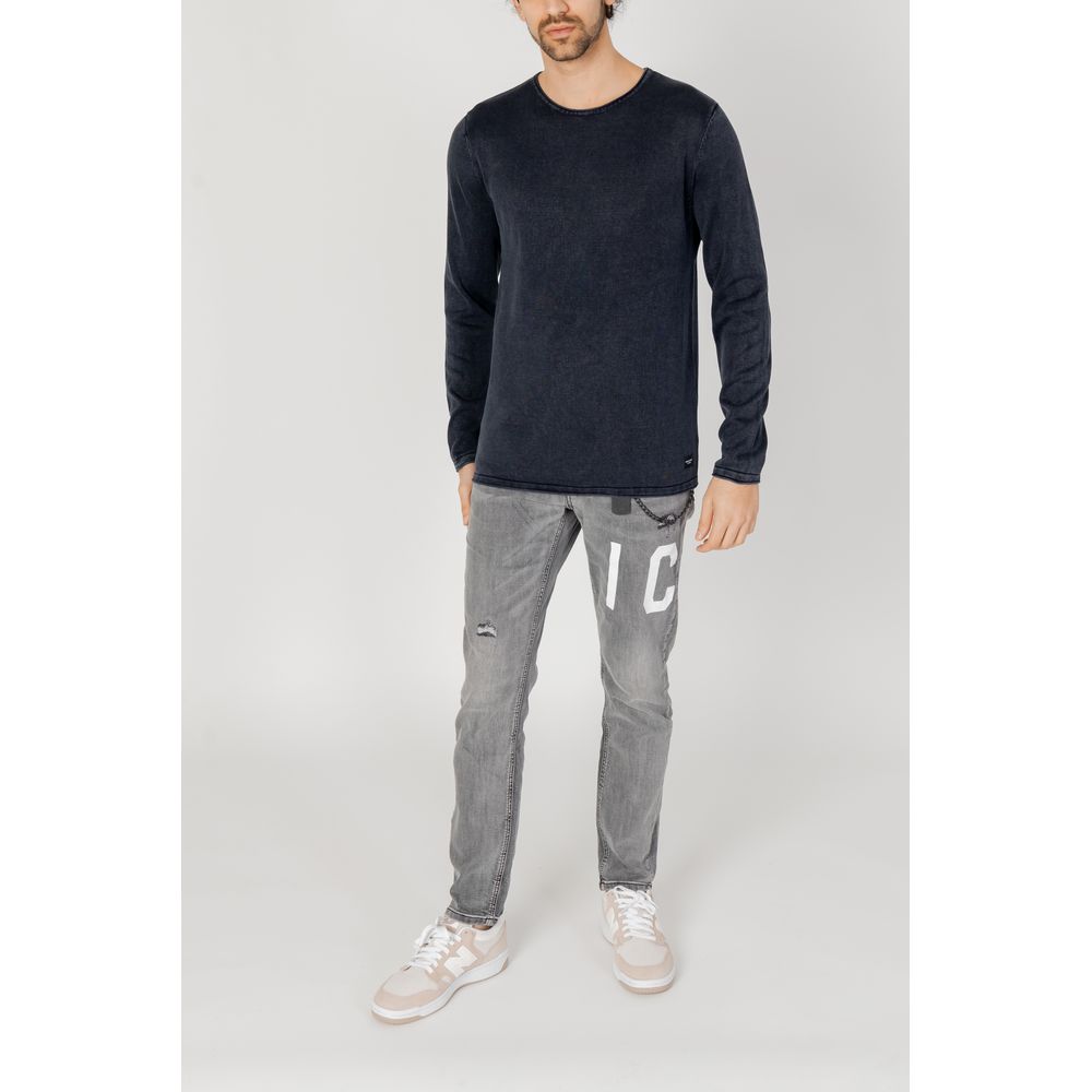 Activewear T-Shirt by Jack Jones for men in cotton blue & natural features a sporty silhouette with and , showcasing innovative for a sporty finish.