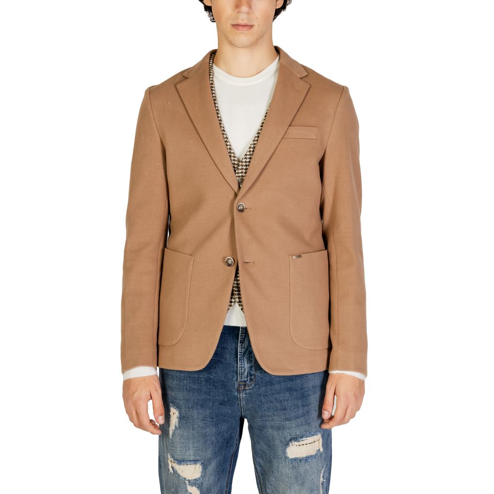 Blazer by Gianni Lupo for men in stretch polyester cotton beige showcases a polished silhouette, highlighted by a refined and polished for a sophisticated finish.
