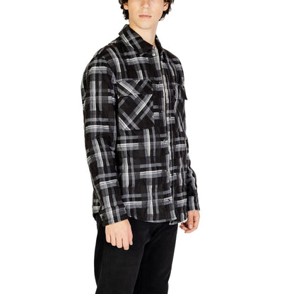 Jacket by Gianni Lupo for men in stretch polyester & viscose black showcases a contemporary silhouette, detailed with a contemporary and premium for a sophisticated finish.