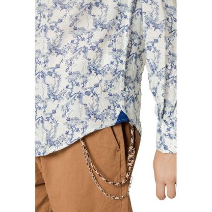 Shirt by Gianni Lupo for men in linen blue features an architectural silhouette with a refined and elegant for a architectural look.