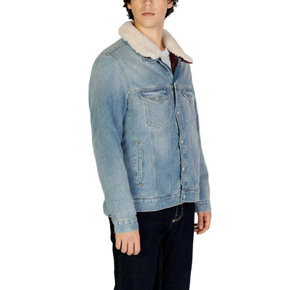 Jacket by Tommy Hilfiger Jeans for men in cotton light-blue features a smart silhouette, perfectly accentuated by its unique and functional for a smart finish.