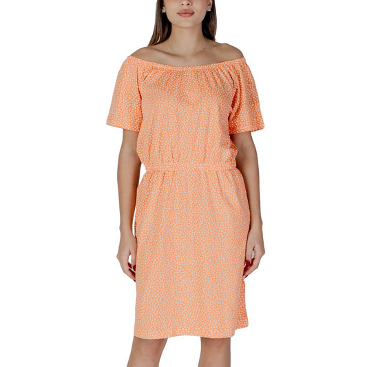 Dress by B.Young for women in stretch cotton orange showcases a striking silhouette, elegantly detailed with a short-sleeve, refined , and a striking short for a striking finish.