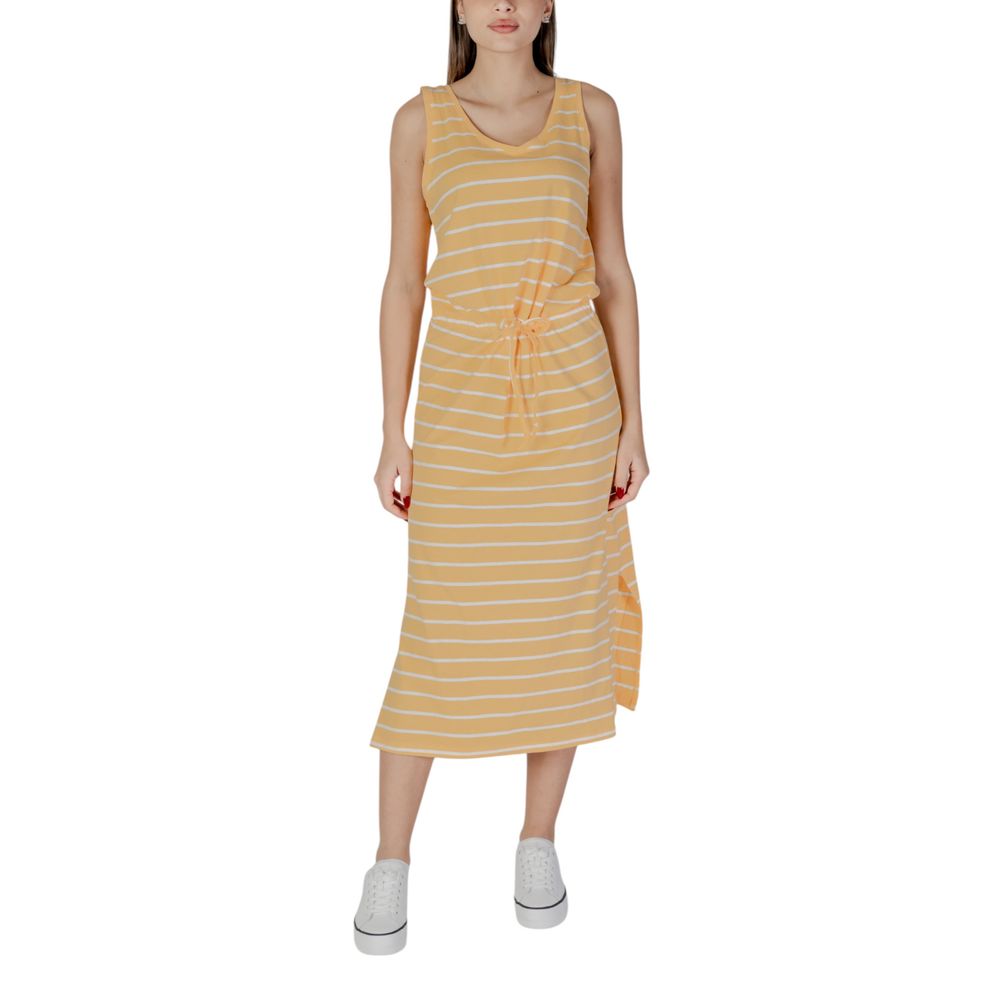 Dress by B.Young for women in stretch cotton yellow presents a sinuous silhouette, showcasing a sophisticated and detailed with a sinuous for a refined finish.