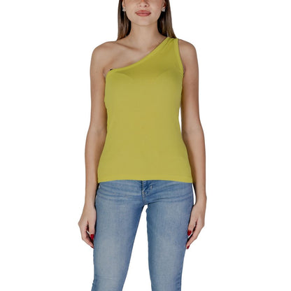 T-Shirt by B.Young for women in stretch cotton modal canvas yellow showcases a unassuming silhouette, artfully detailed with a refined asymmetric neckline and unassuming for a sophisticated, contemporary look.
