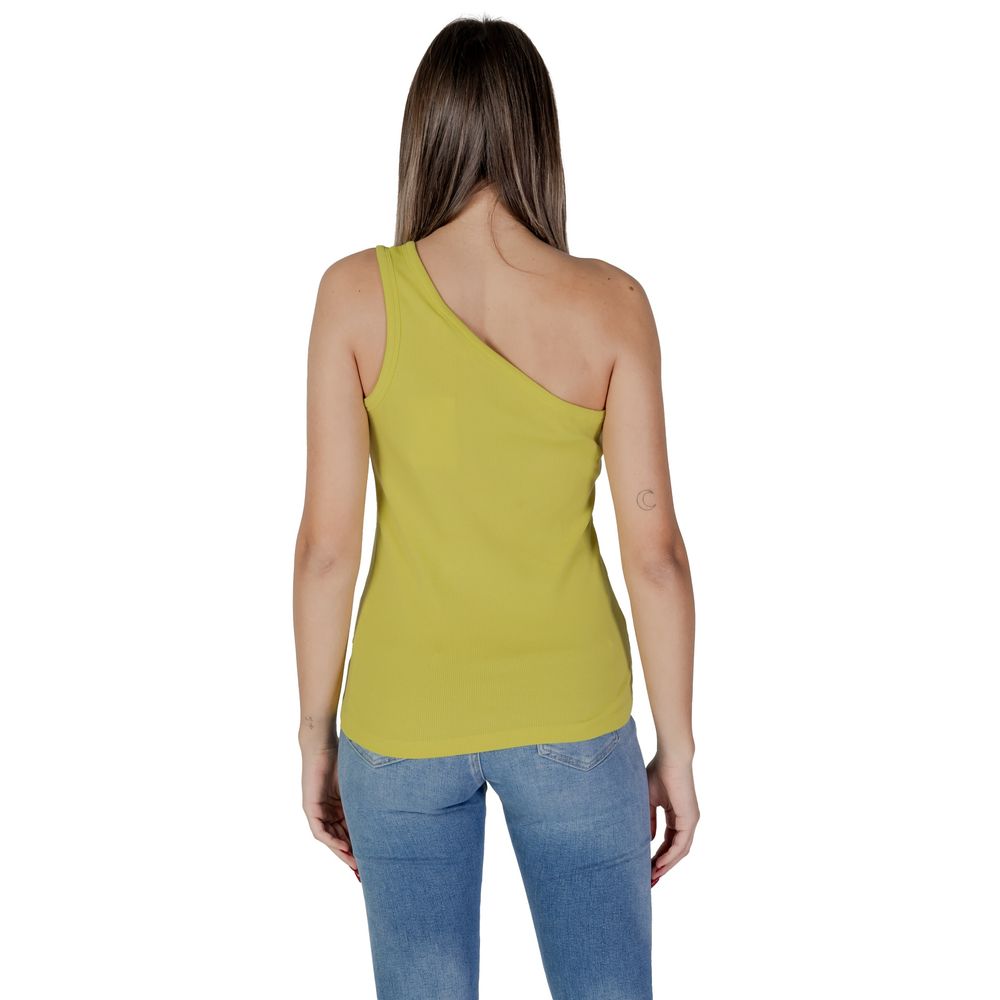 T-Shirt by B.Young for women in stretch cotton modal canvas yellow features a plush silhouette, showcasing a sophisticated asymmetric neckline and for a truly plush finish.