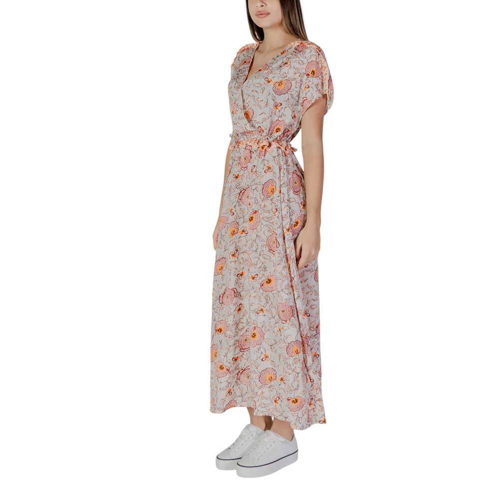 Dress by B.Young for women in cotton multicolor features a dramatic silhouette, showcasing an elegant and that flows into a dramatic .