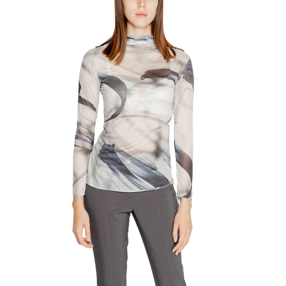 T-Shirt by Rinascimento for women in polyester canvas gray features a plush silhouette, showcasing a sophisticated and for a truly plush finish.
