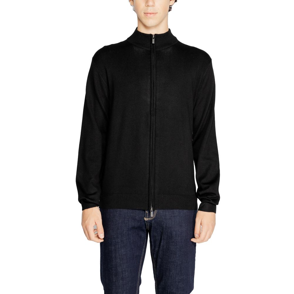 Cardigan by Hamaki-Ho for men in nylon & viscose black features a dramatic silhouette, showcasing a sophisticated and dramatic detail for a timeless, premium look.