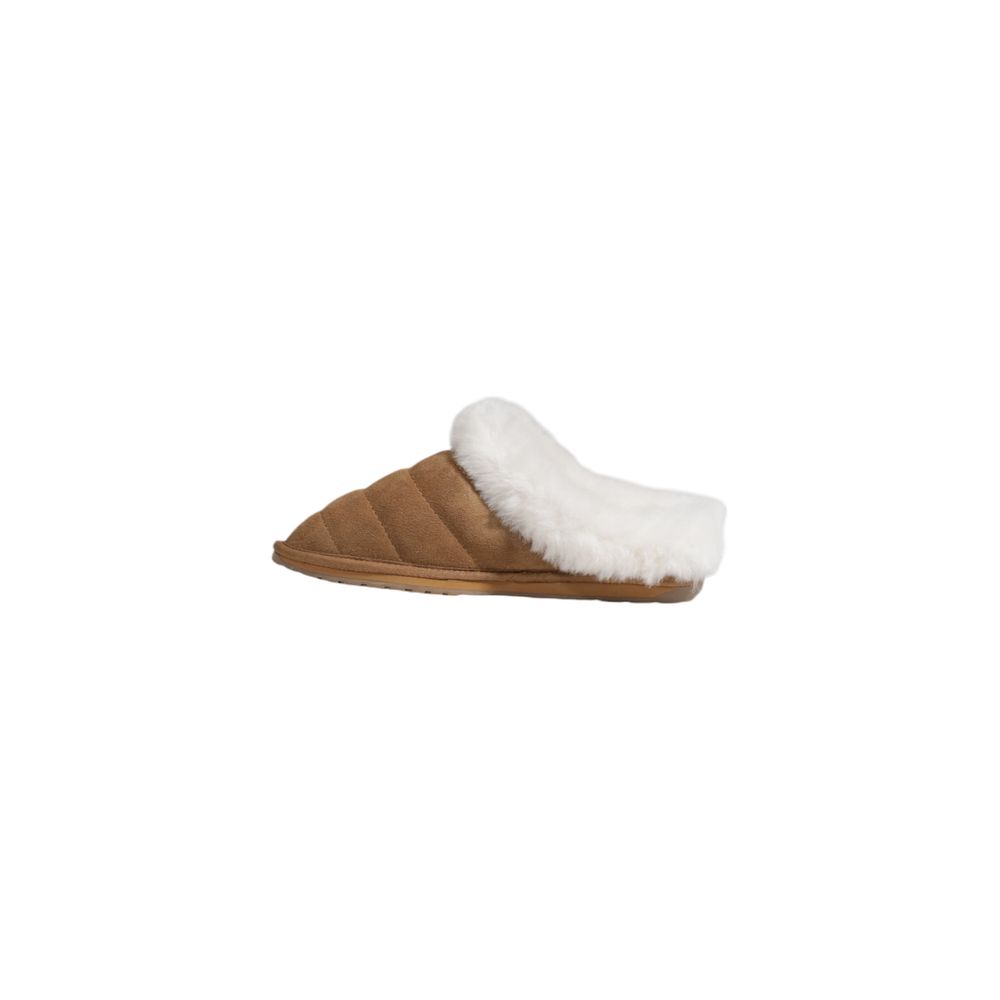 Sandals by EMU Australia for women in suede leather brown presents a sculptural silhouette, showcasing the Women's Suede Leather Sandals design with a sculptural and for a premium look.