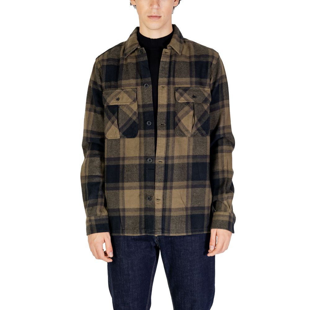 Shirt by Only & Sons for men in cotton green showcases a sharp silhouette, elegantly detailed with a sharp and sharp .