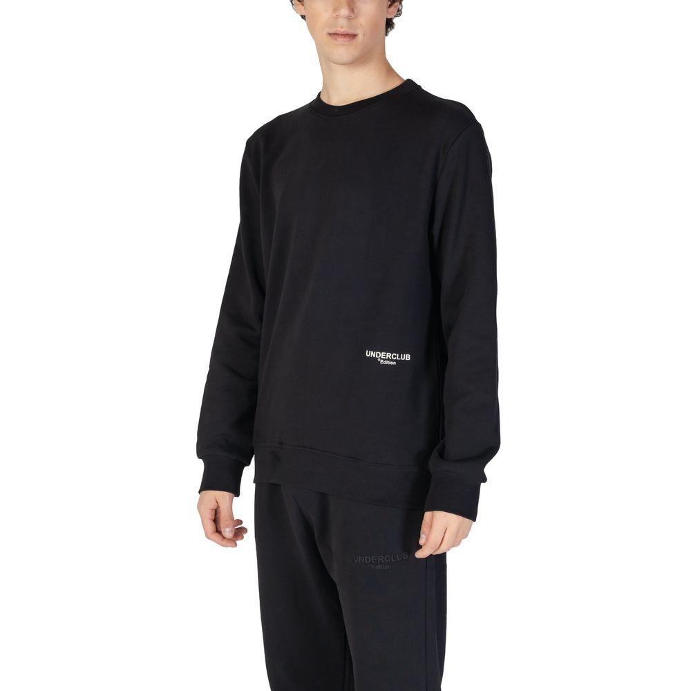 This Sweater by Underclub for men in cotton black presents a understated silhouette, featuring a sophisticated and for a understated finish.