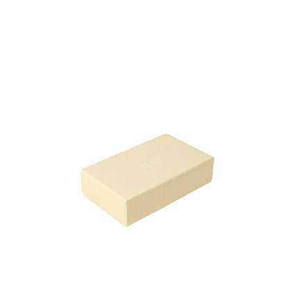This Keychain by Alviero Martini Prima Classe for women in stretch cotton and beige showcases a couture-inspired aesthetic, meticulously highlighting the and with a finish.