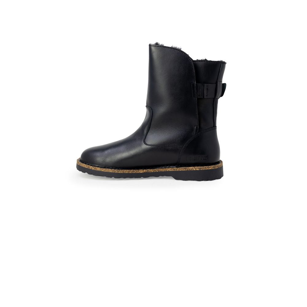 Low-Heel Mid-Heel Winter Boots by Birkenstock for women in leather black features an aerodynamic silhouette from the Women's Leather Low-Heel Mid-Heel Winter Boots collection, showcasing a aerodynamic 2-5-cm-heel low-heel 5-cm-heel mid-heel and refined for an aerodynamic look.