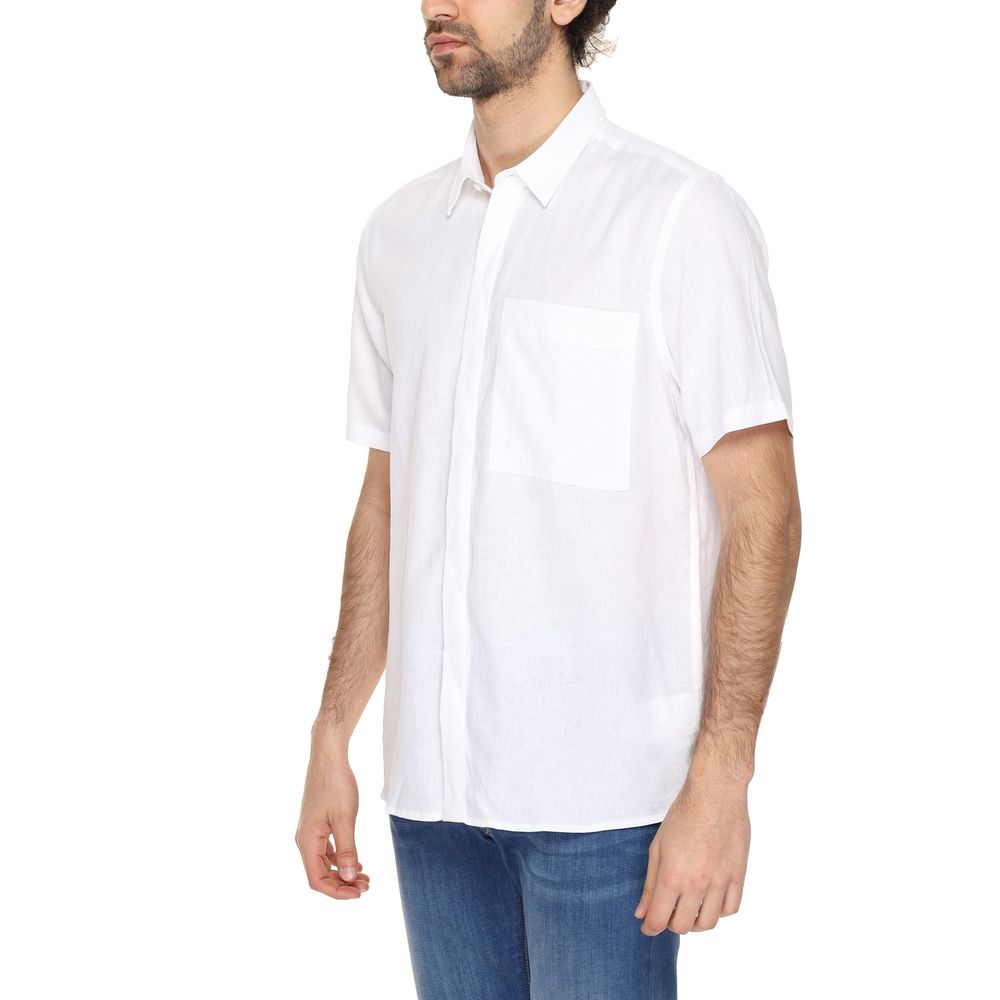 Shirt by Antony Morato for men in linen & viscose white presents a discerning silhouette, showcasing a sophisticated and for a truly discerning finish.