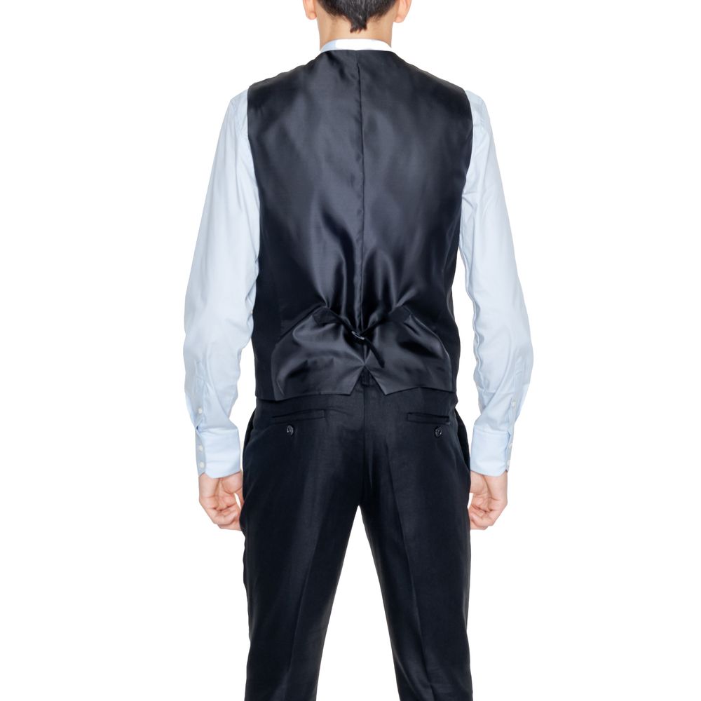 Vest by Antony Morato for men in linen & viscose black showcases a dynamic silhouette, perfectly balancing with a dynamic for a sophisticated, high-fashion look.