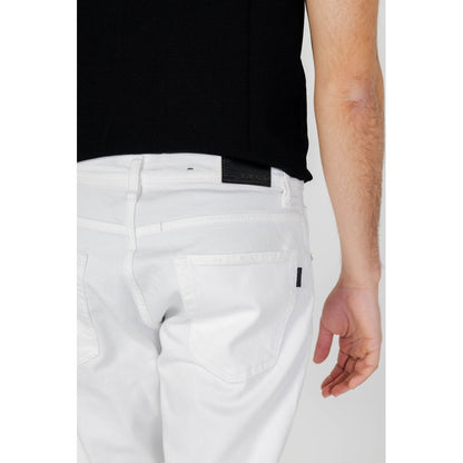 Pants by Antony Morato for men in stretch denim cotton white features a utilitarian slim with a utilitarian long and to create a sophisticated, premium look.