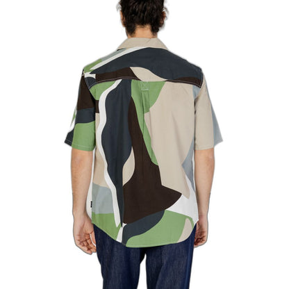 Shirt by Only & Sons for men in cotton green showcases a sleek silhouette, elegantly detailed with a sleek and for a sleek finish.
