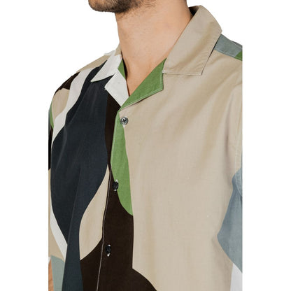Shirt by Only & Sons for men in cotton green showcases a sharp silhouette, elegantly detailed with a sharp and sharp .