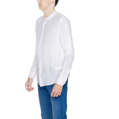 Shirt by Blauer for men in linen multicolor showcases a sublime silhouette, artfully detailed with a sublime and for a sophisticated, sublime finish.